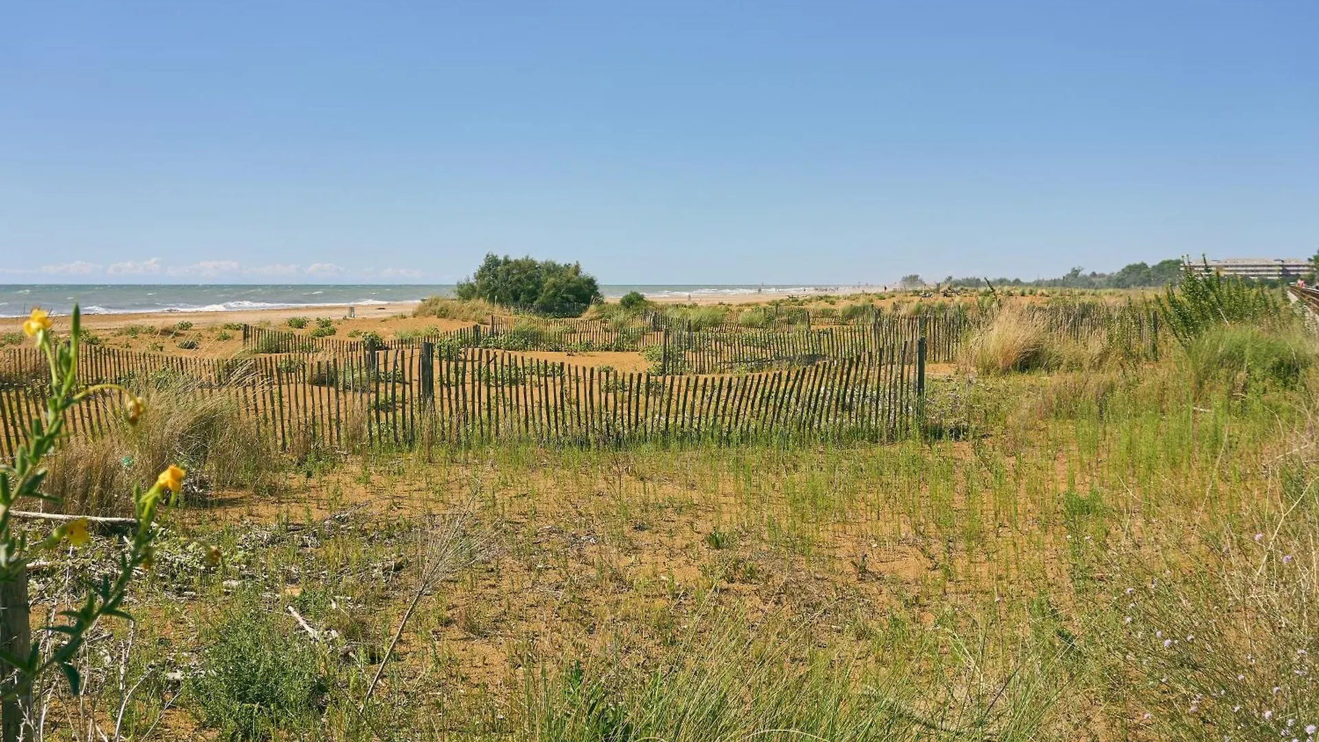 One-Bedroom Flat Next To Bibione Thermae Apartment