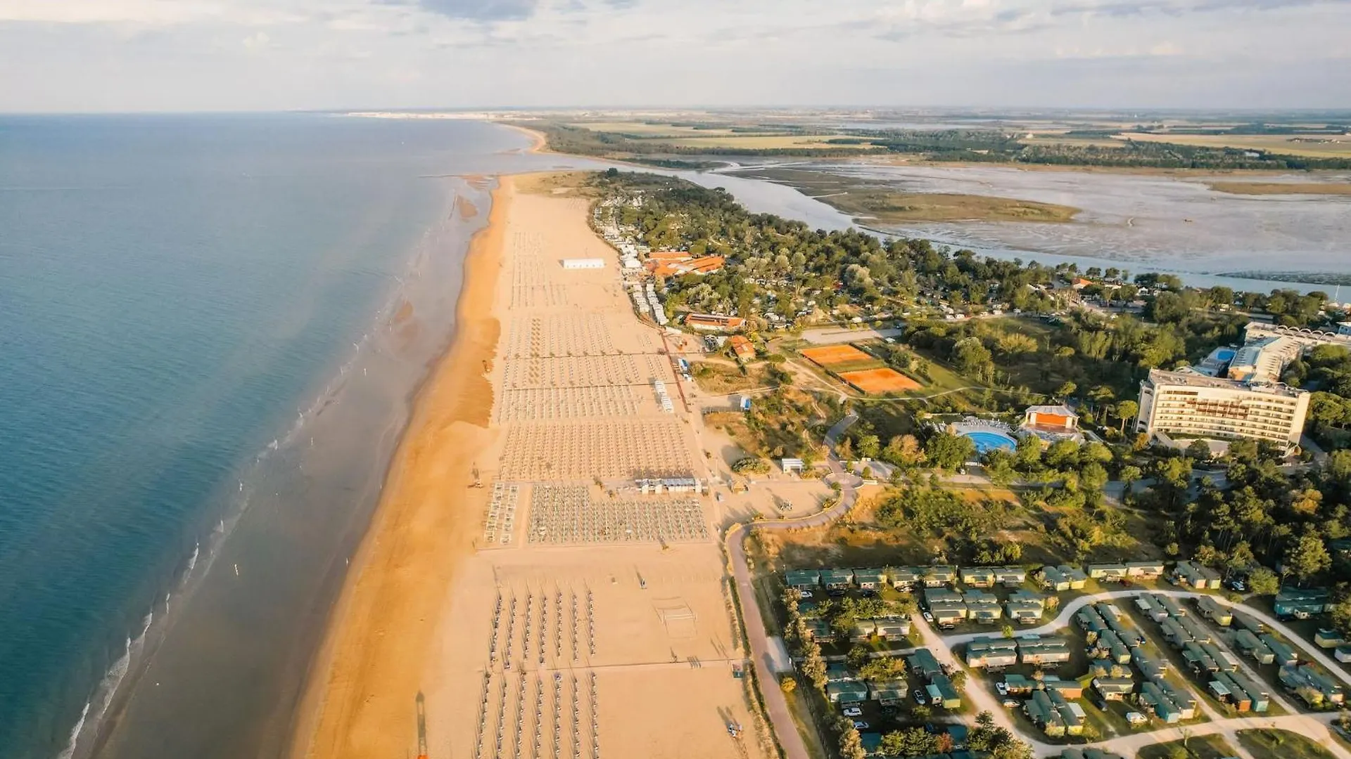 One-Bedroom Flat Next To Bibione Thermae Italy